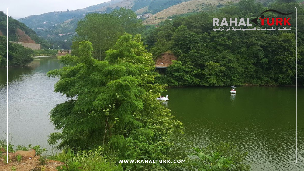 الأنشطة-التي-يمكنك-ممارستها-في-بحيرة-سيرا السياحة في بحيرة سيرا طرابزون: جوهرة الطبيعة الخلابة