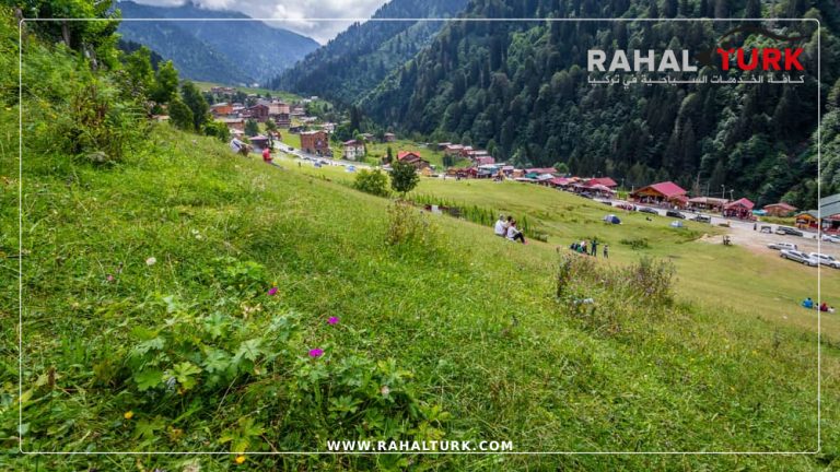 السياحة في هضبة أيدر: جنة الخضرة والينابيع الساخنة في شمال تركيا